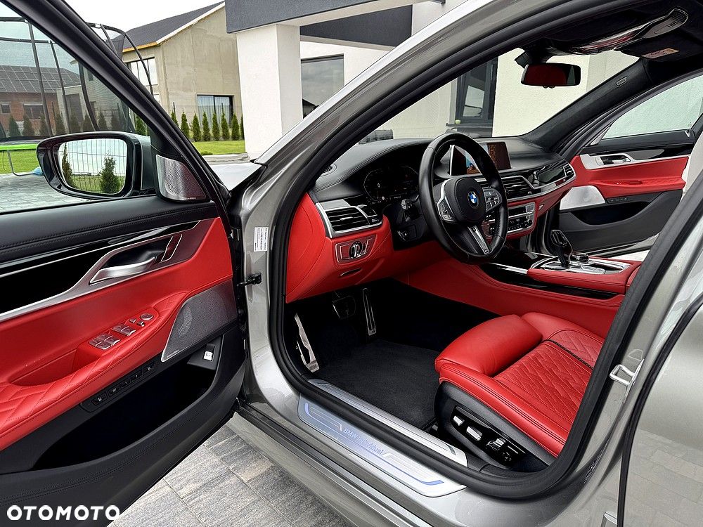 BMW Seria 7 750Ld xDrive sport - 27
