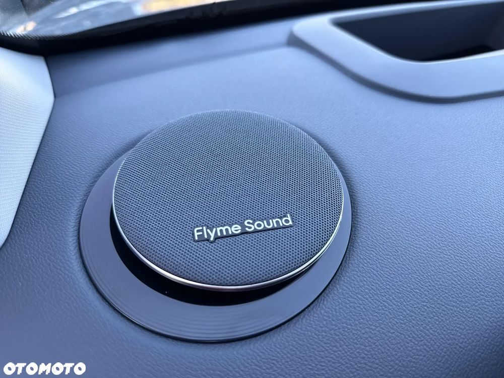 Geely Starray EM-i 1.5 PHEV Max - 11