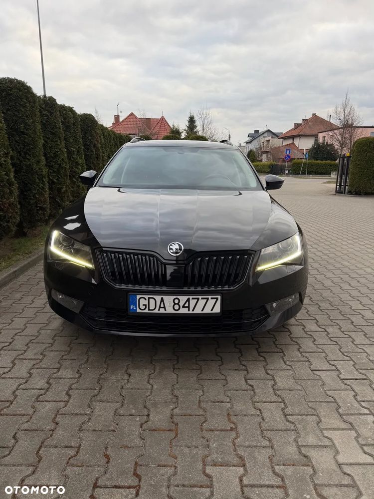 Skoda Superb 2.0 TDI L&K DSG - 1
