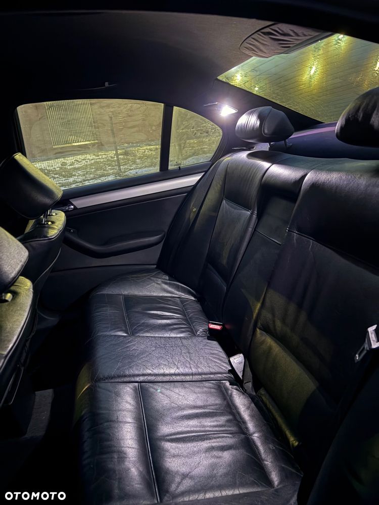 BMW Seria 3 325i Edition Sport - 14