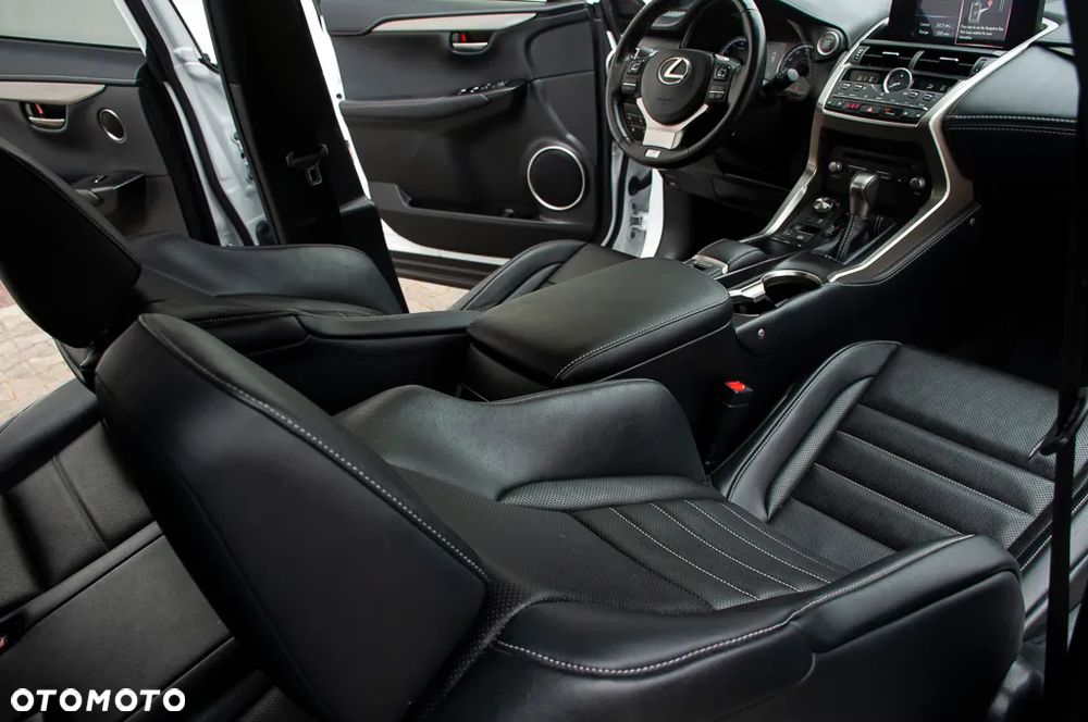 Lexus NX 300 AWD F SPORT - 26