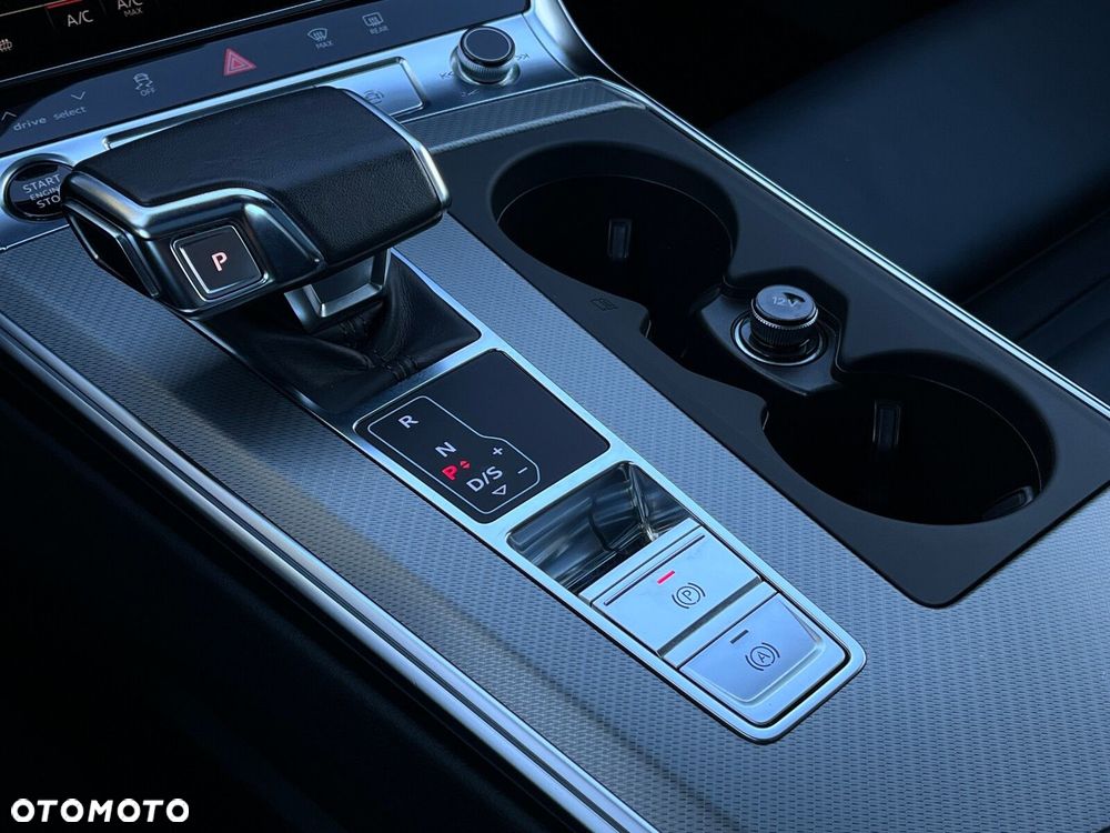 Audi A6 Avant - 21