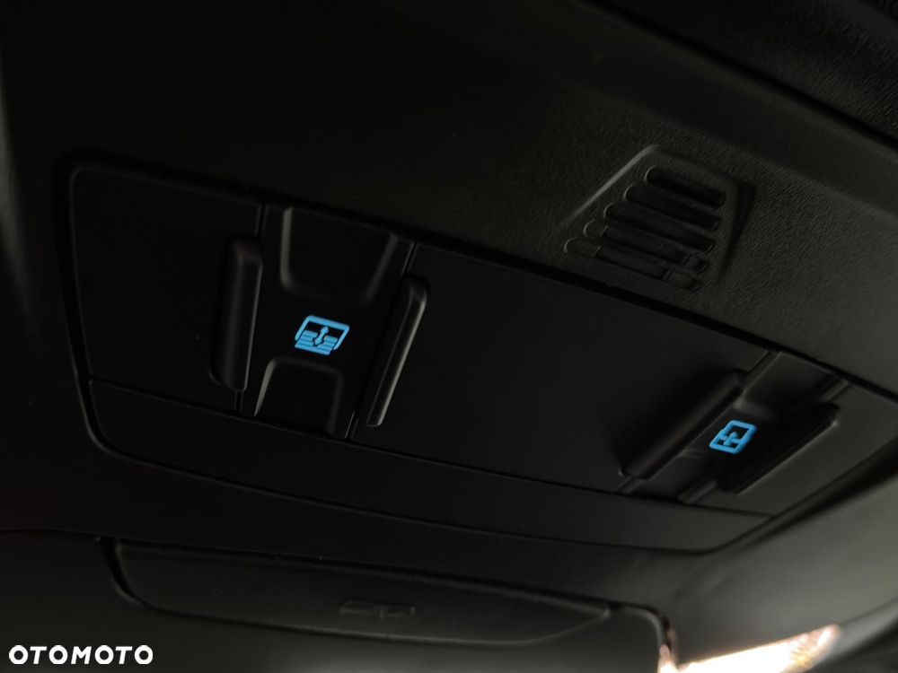 Ford Kuga 1.5 EcoBlue FWD ST-Line - 23