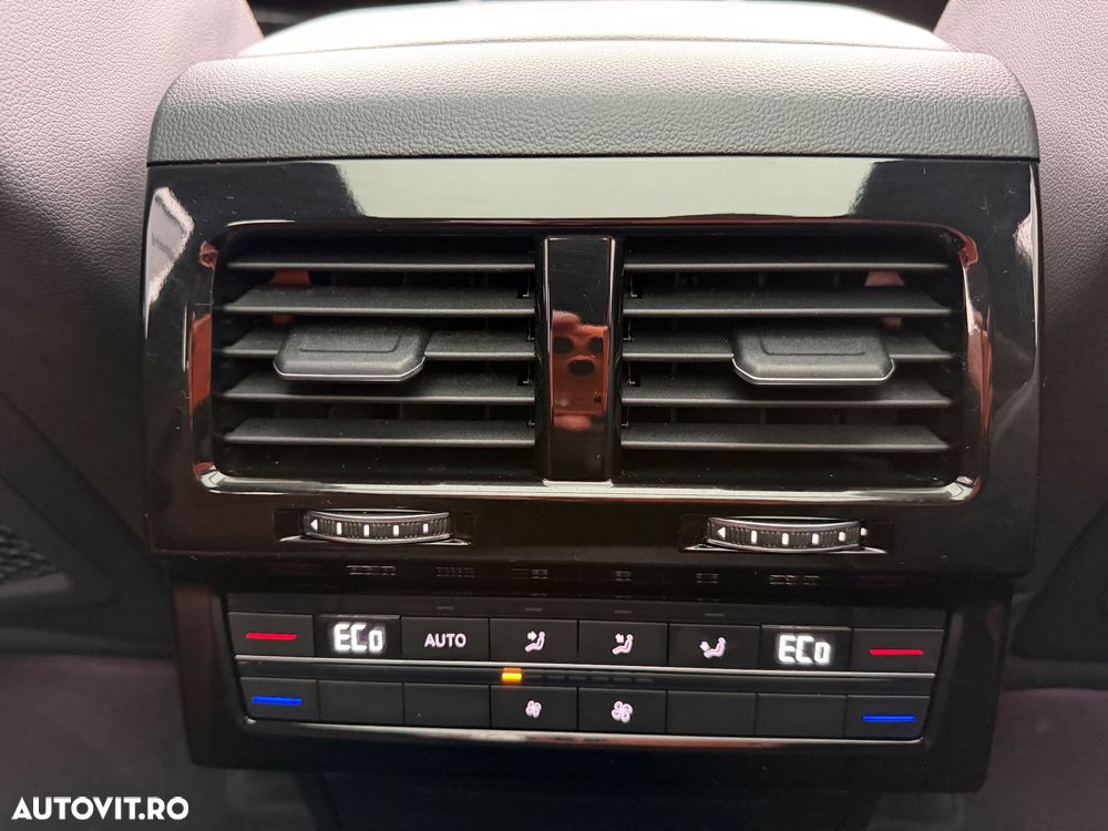 Volkswagen Touareg 3.0 V6 TDI 4Motion DPF Automatik R-Line - 18