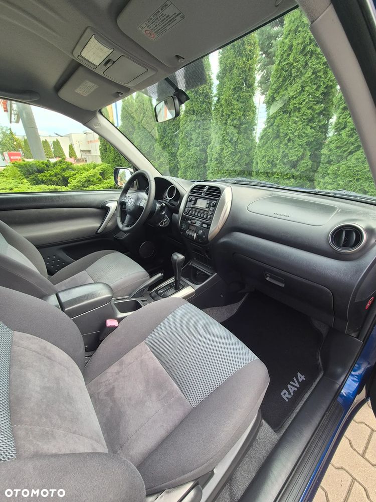 Toyota RAV4 2.0 VVT-i Sol - 7