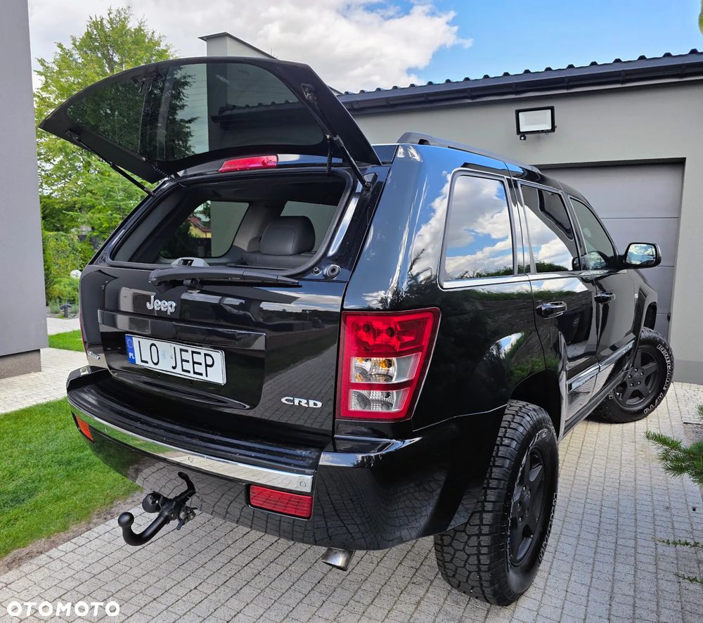 Jeep Grand Cherokee - 8