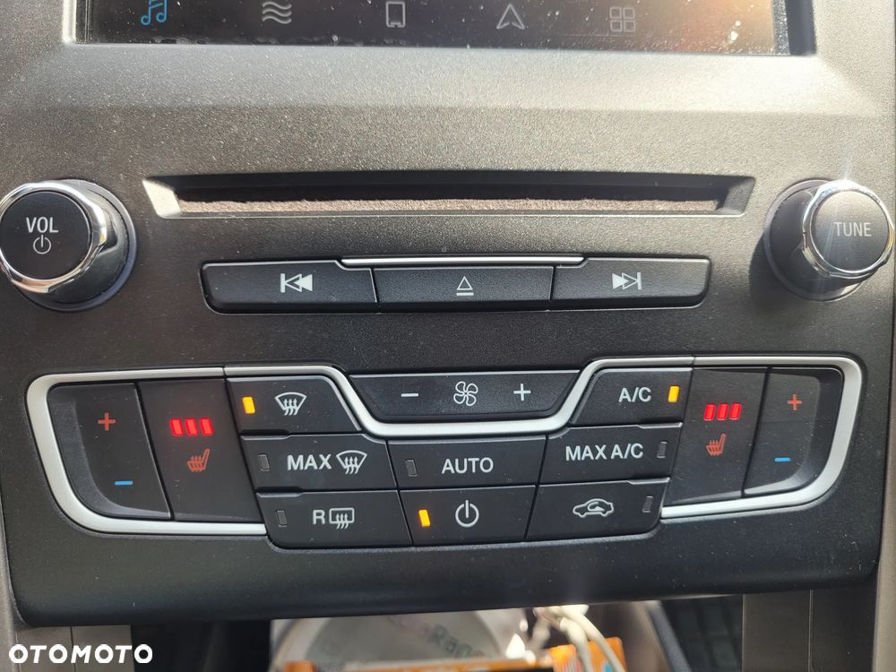 Ford Mondeo - 14
