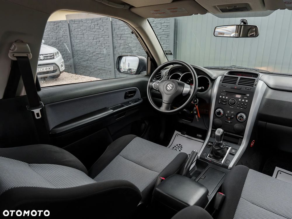 Suzuki Grand Vitara 1.6 - 21