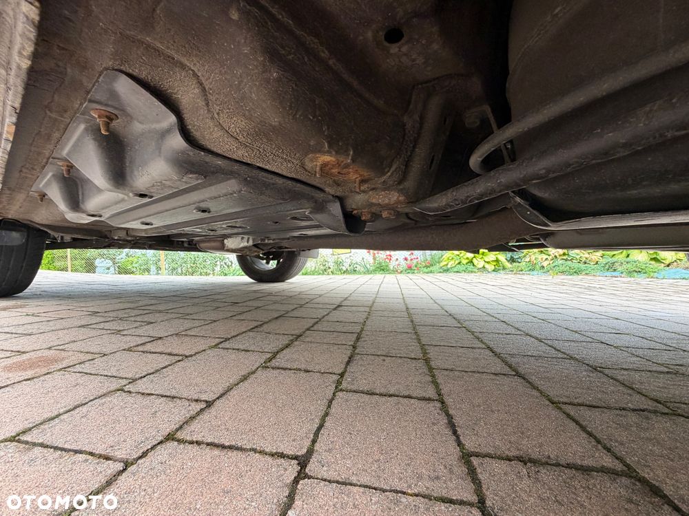 Nissan X-Trail 2.0 dCi 4x4 DPF SE - 32