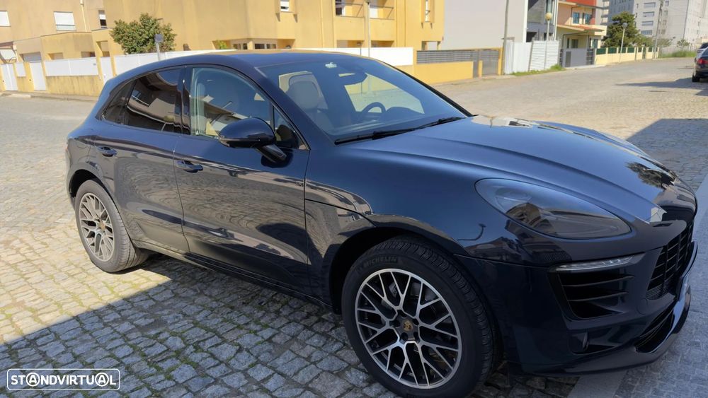 Porsche Macan Standard - 2