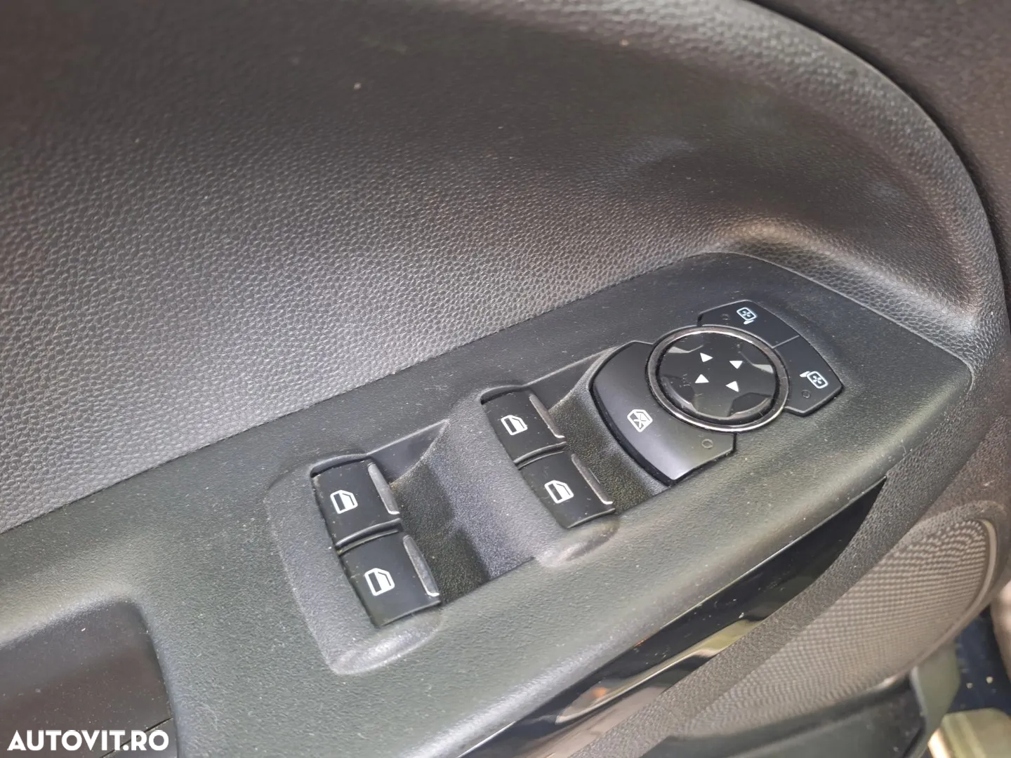 Ford EcoSport 1.5 EcoBlue Titanium - 11