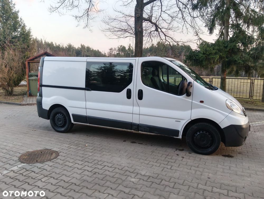 Opel Vivaro - 2