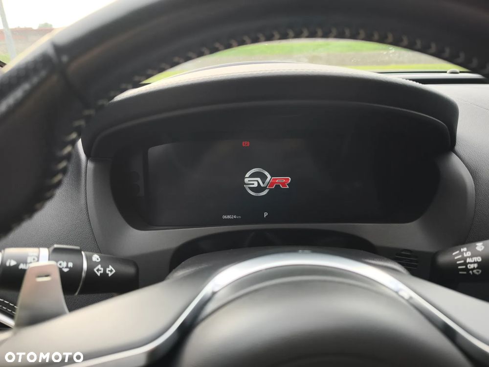 Jaguar F-Pace AWD SVR - 23