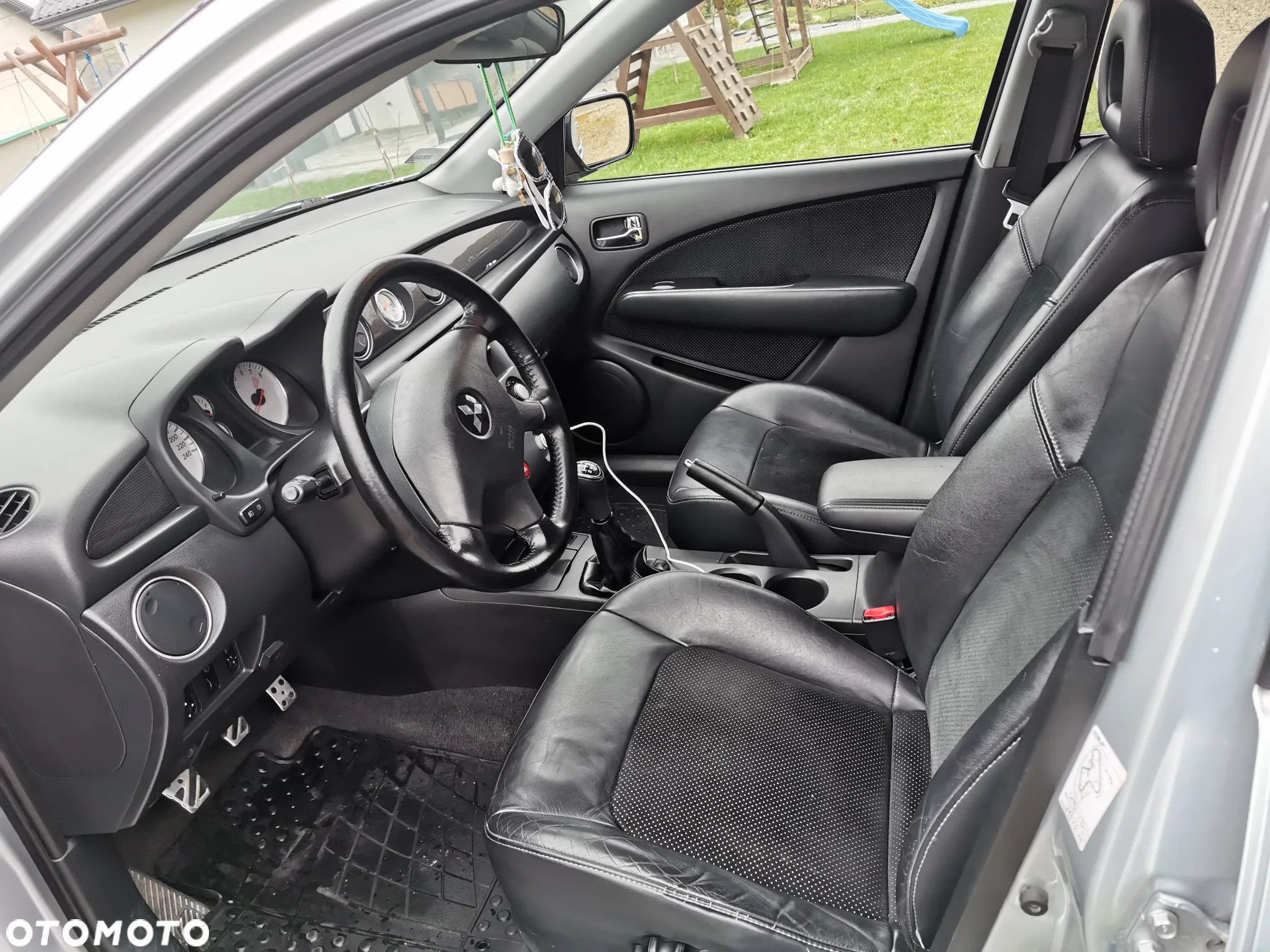 Mitsubishi Outlander 2.0 Turbo 4WD - 5