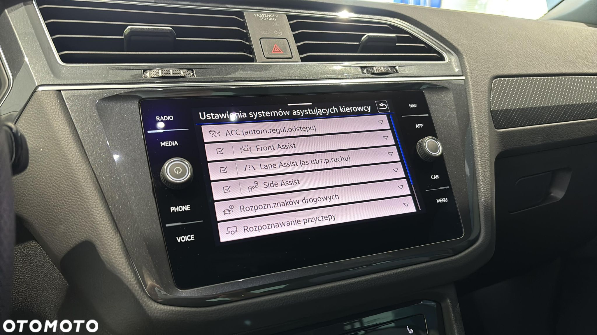 Volkswagen Tiguan 1.5 TSI EVO R-Line DSG - 25