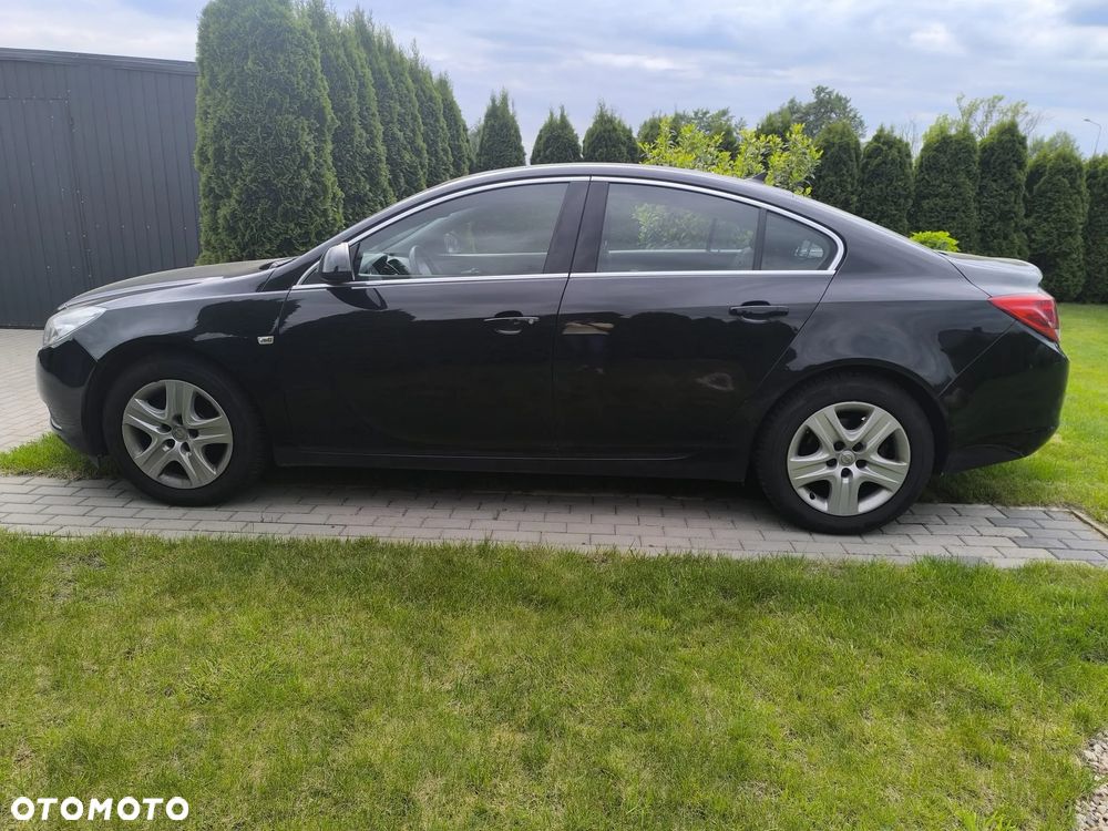 Opel Insignia 1.8 - 8