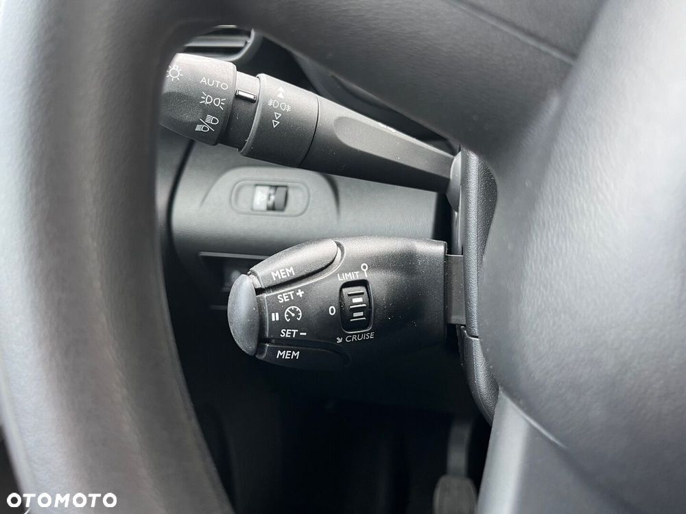 Toyota Proace City Verso 1.5 D-4D Business - 13