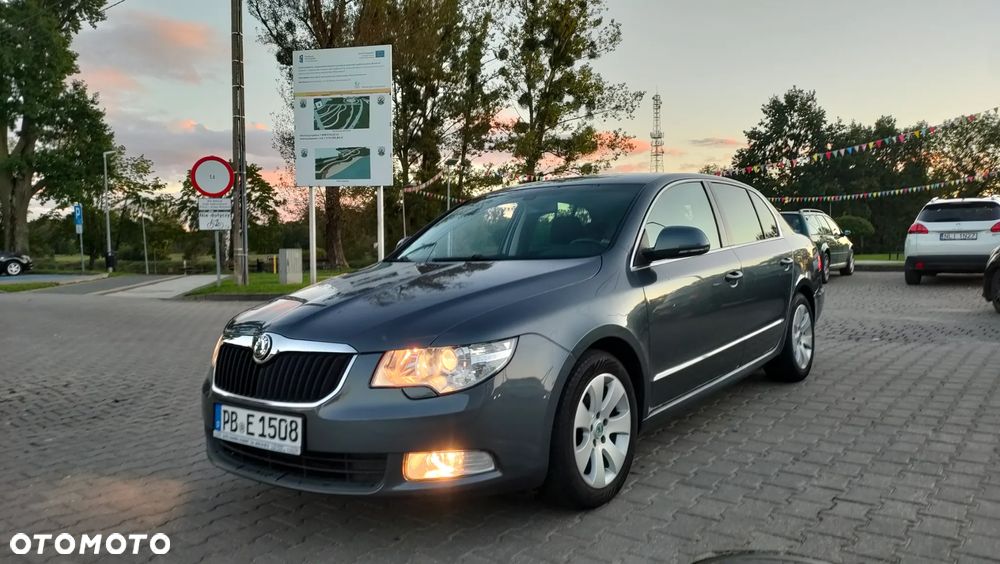 Skoda Superb 1,9 TDI Comfort - 1