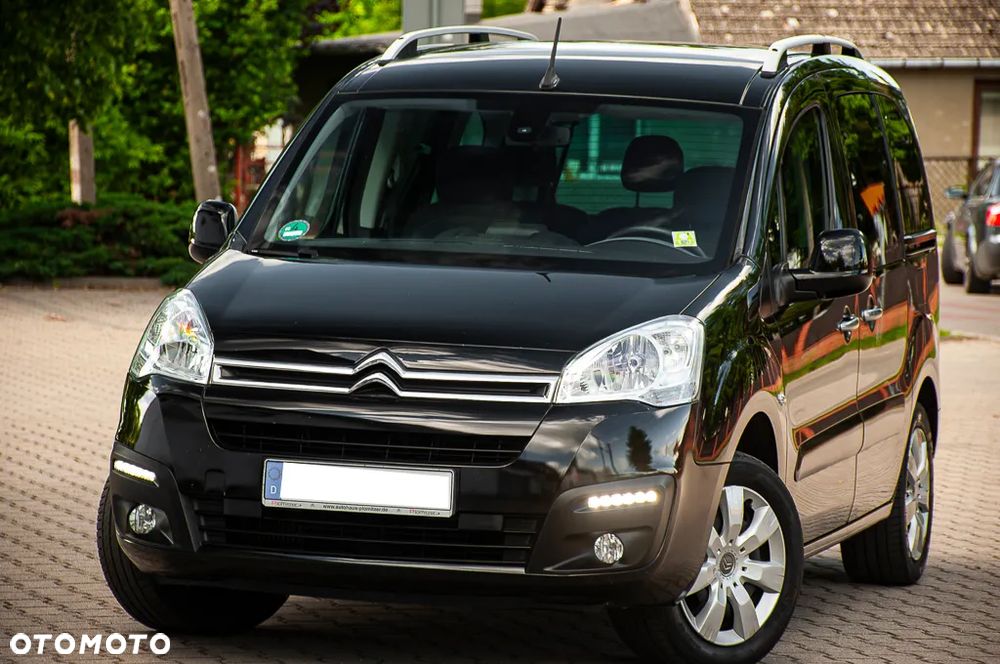 Citroën Berlingo Multispace BlueHDi 120 S&S SHINE - 8