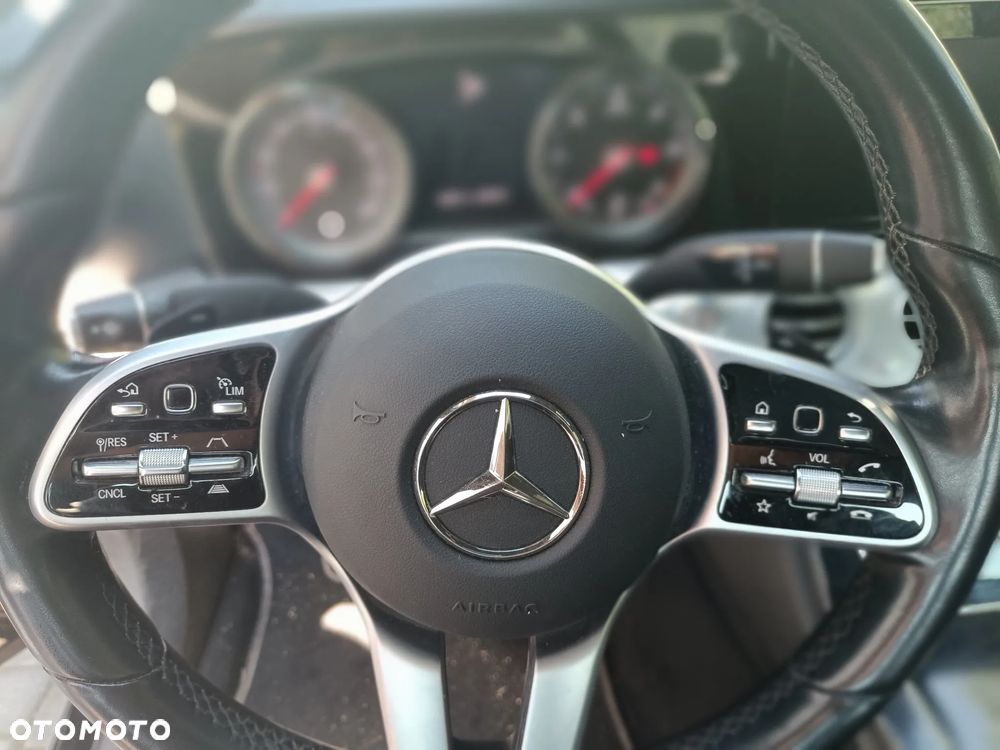 Mercedes-Benz Klasa E 220 d 9G-TRONIC Exclusive - 13