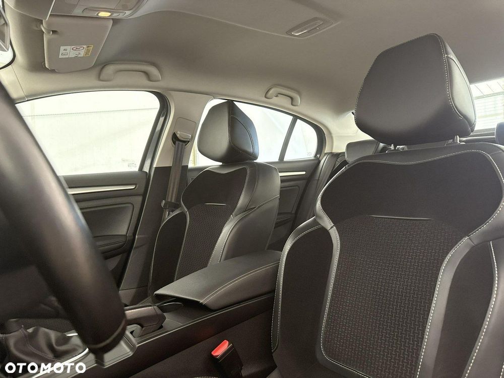 Renault Megane - 12