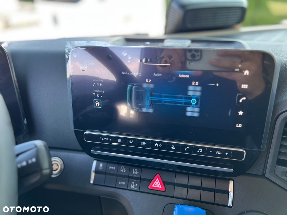 Mercedes-Benz ACTROS - 32