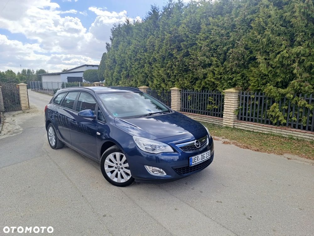 Opel Astra 1.6 Color Edition - 1