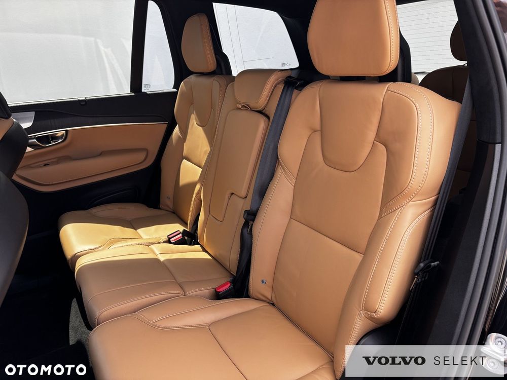 Volvo XC 90 - 13