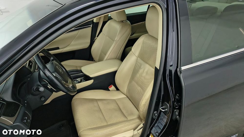 Lexus GS 450h - 9