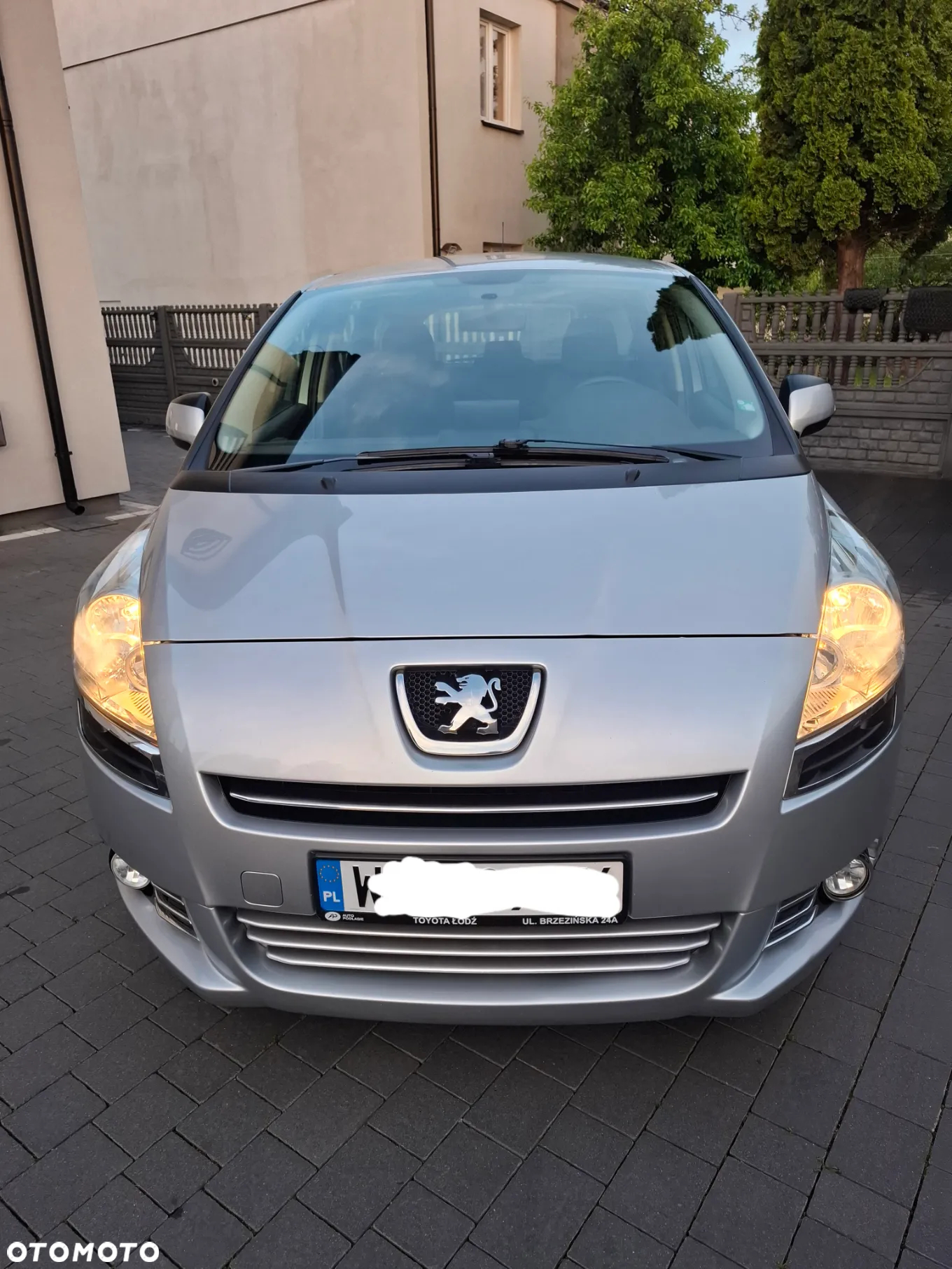 Peugeot 5008 - 3