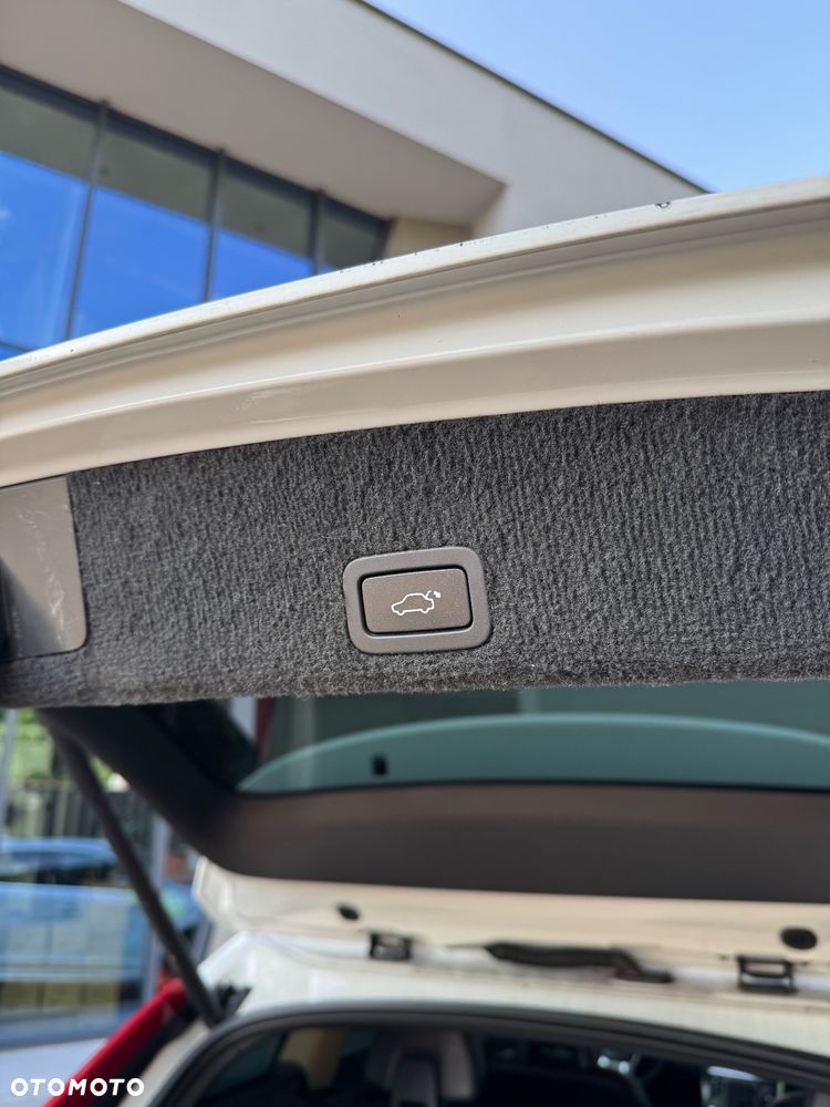 Volvo XC 60 D3 R-Design Kinetic - 27