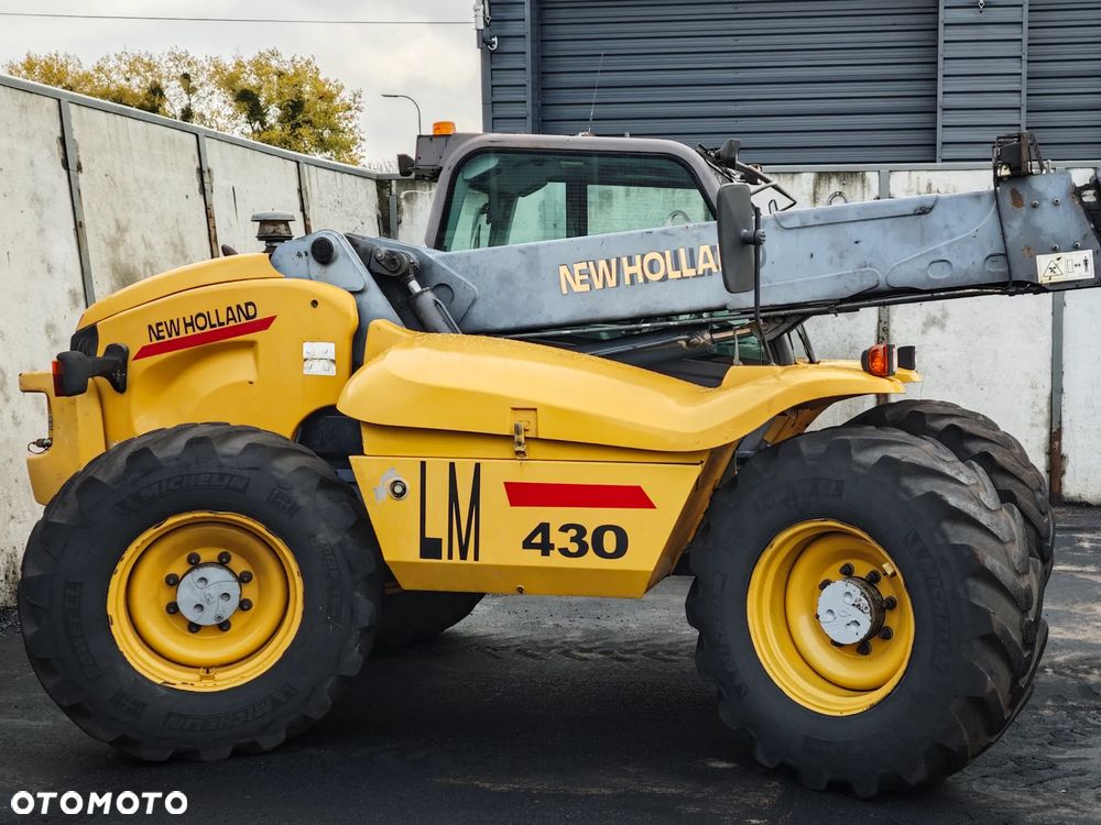 New Holland LM430 - 3