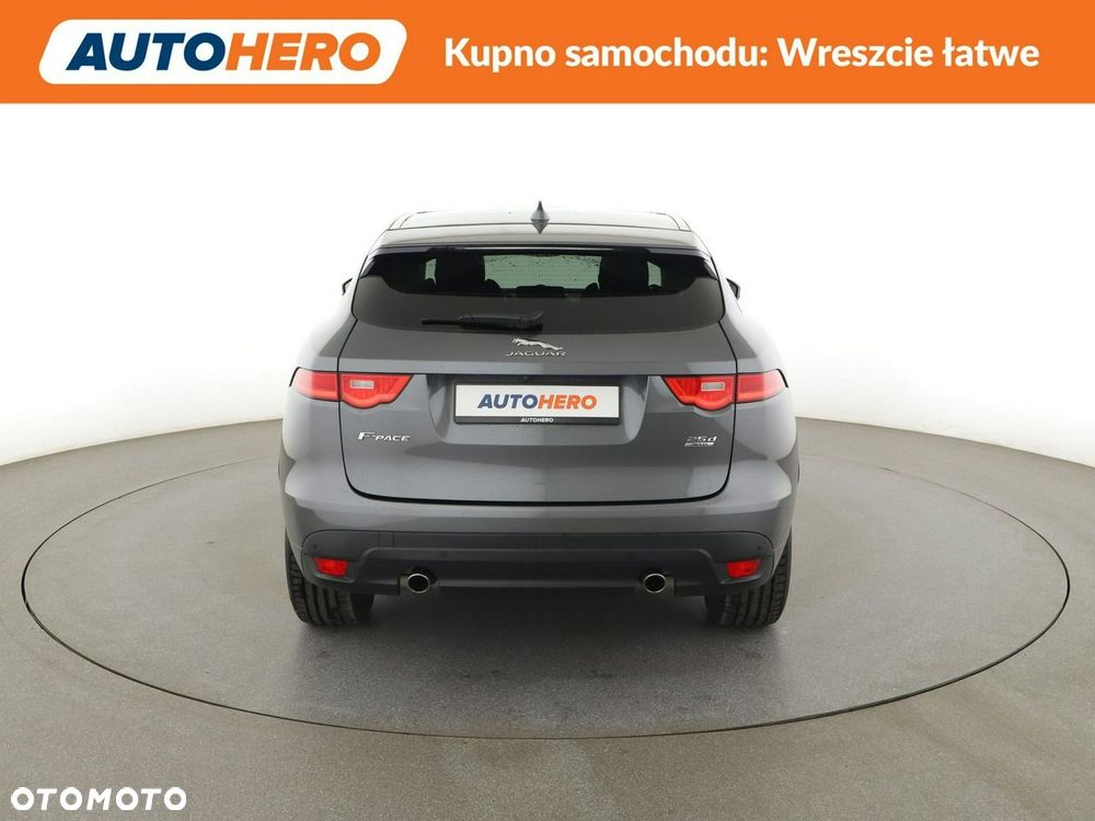 Jaguar F-Pace 25d AWD R-Sport - 7