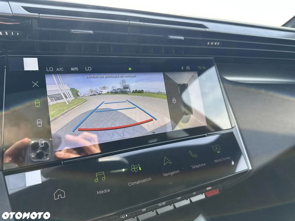 Peugeot 408 1.6 Plug-In Hybrid 225 GT E-DCS7 - 24