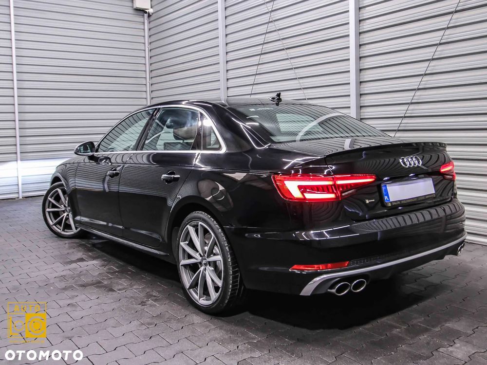 Audi S4 Limousine - 4