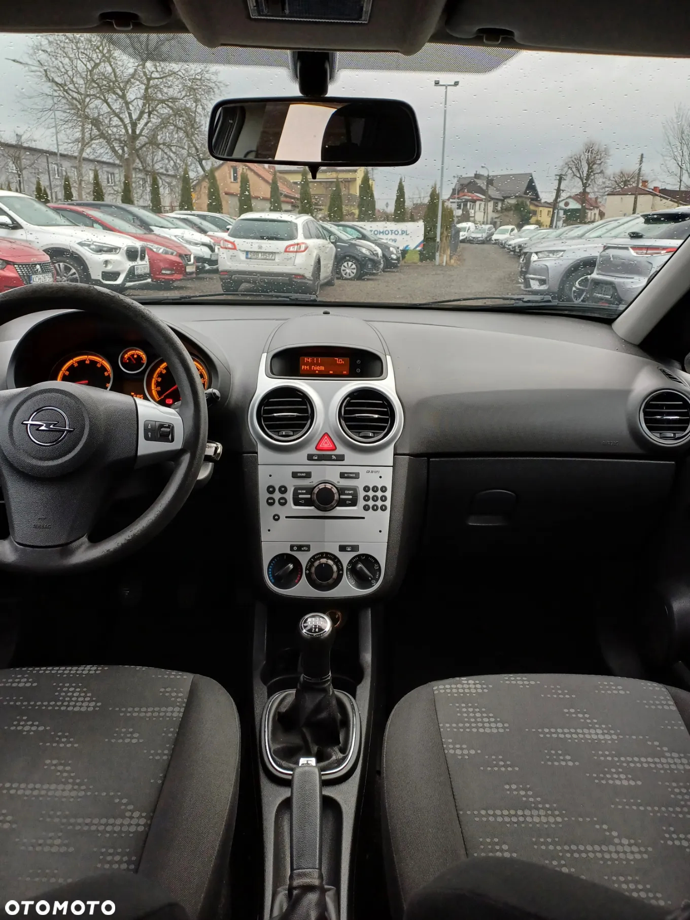 Opel Corsa 1.2 16V Enjoy - 14