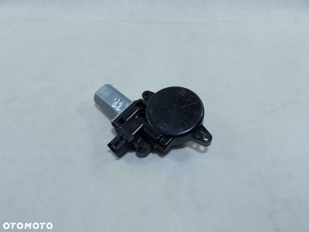 MAZDA 6 VI GJ 12- SILNIK SILNICZEK SZYBY PRZOD D6515858 - 2