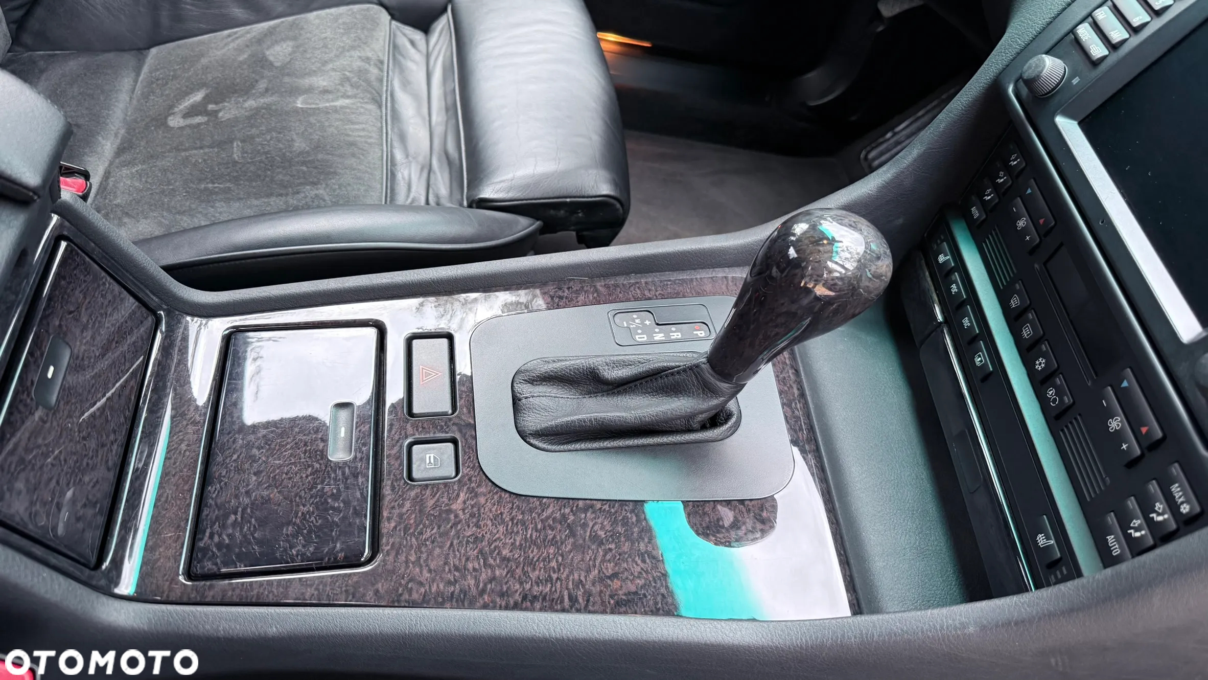 BMW Seria 7 740i - 25