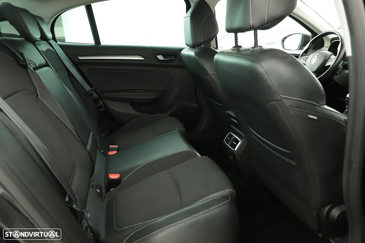 Renault Mégane Grand Coupe 1.3 TCe Intens - 22