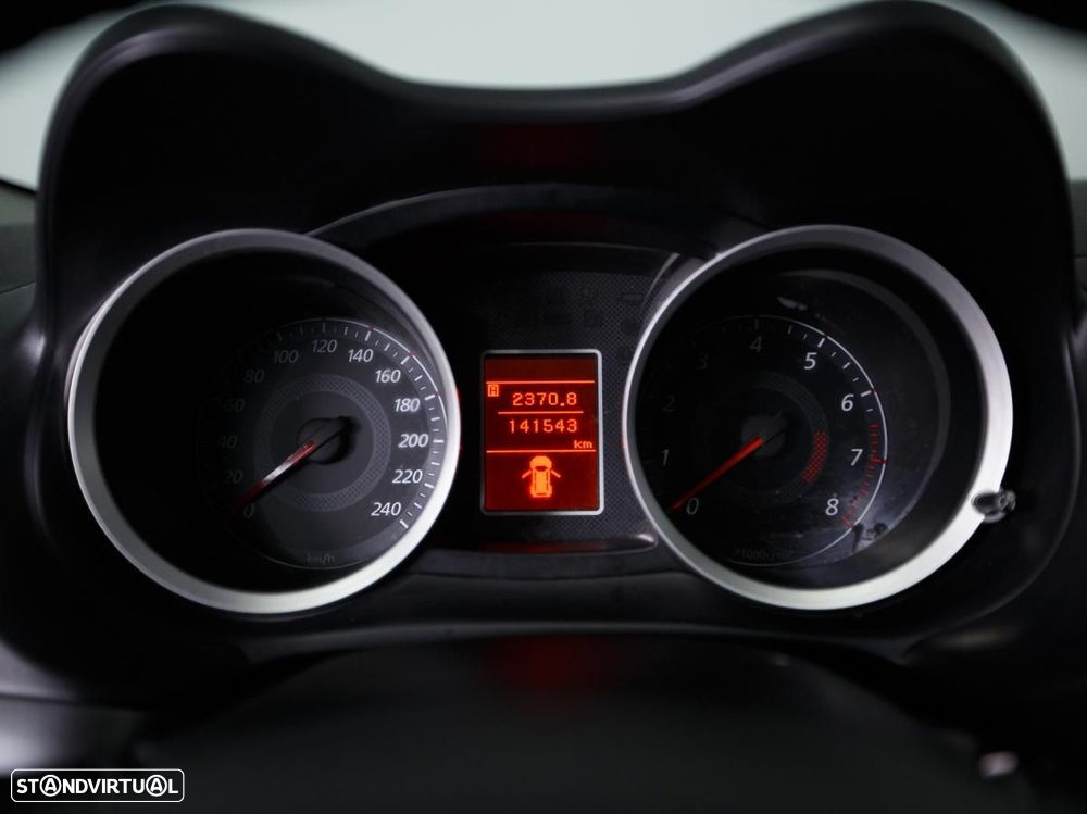 Mitsubishi Lancer - 13