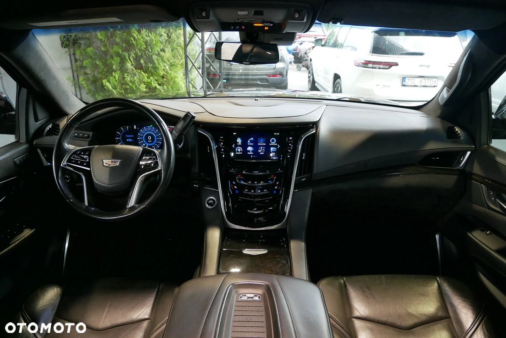 Cadillac Escalade 6.2 V8 ESV Platinum - 18