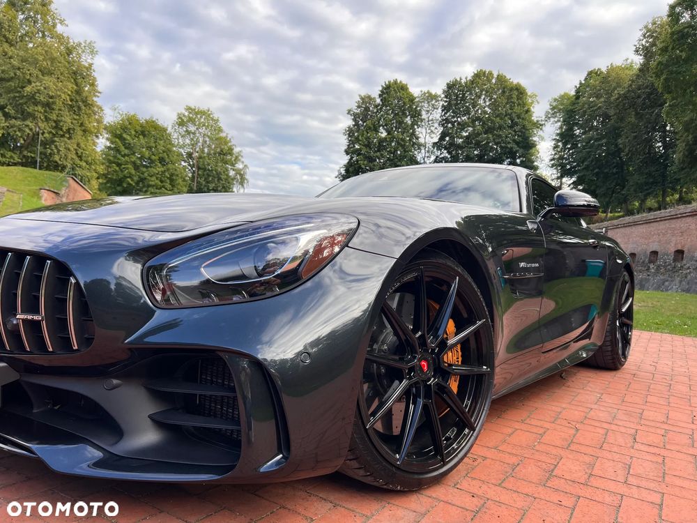 Mercedes-Benz AMG GT R - 10