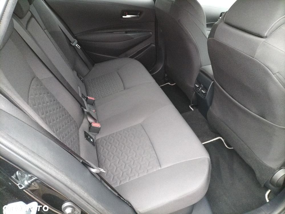 Toyota Corolla 1.8 Hybrid Comfort - 10