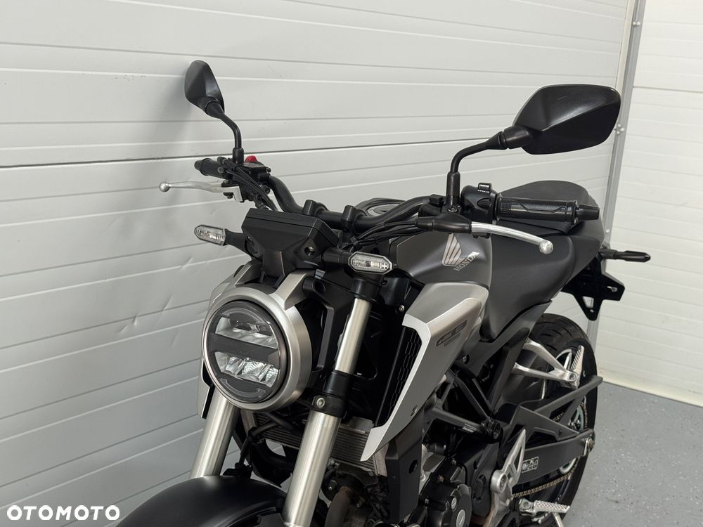 Honda CB - 25