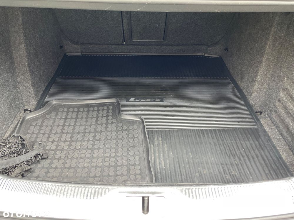 Skoda Superb - 24