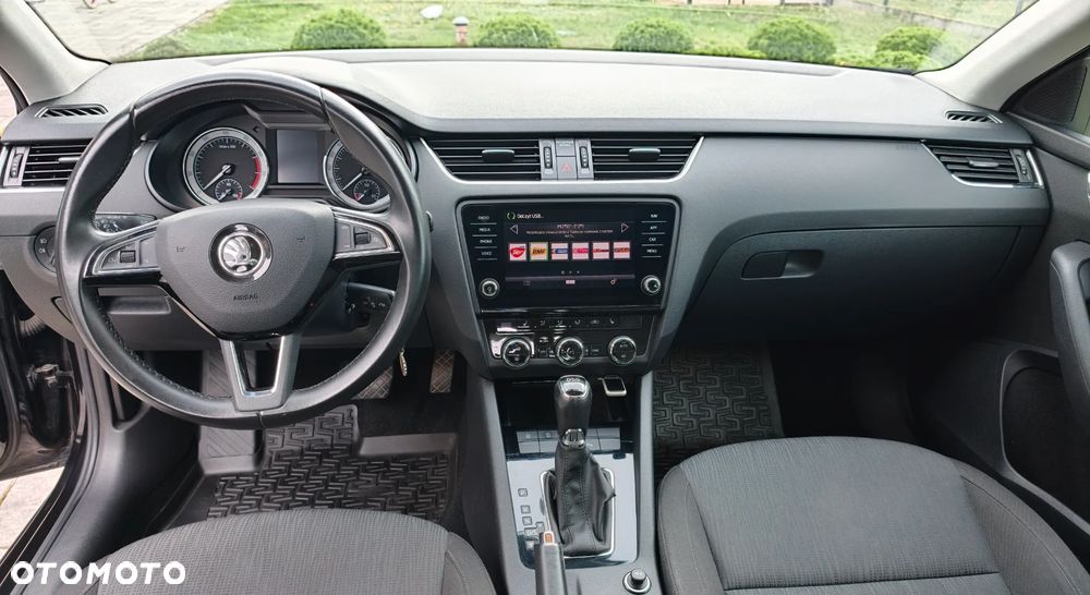 Skoda Octavia 1.5 TSI ACT Ambition DSG - 2