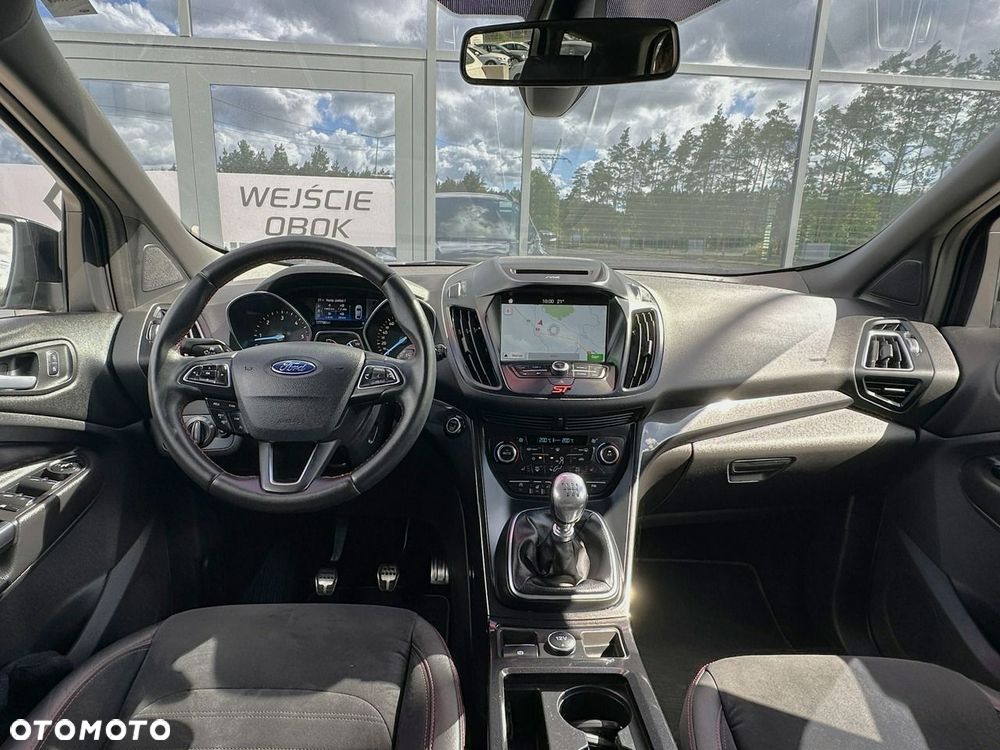 Ford Kuga 2.0 TDCi 4x2 ST-Line - 9