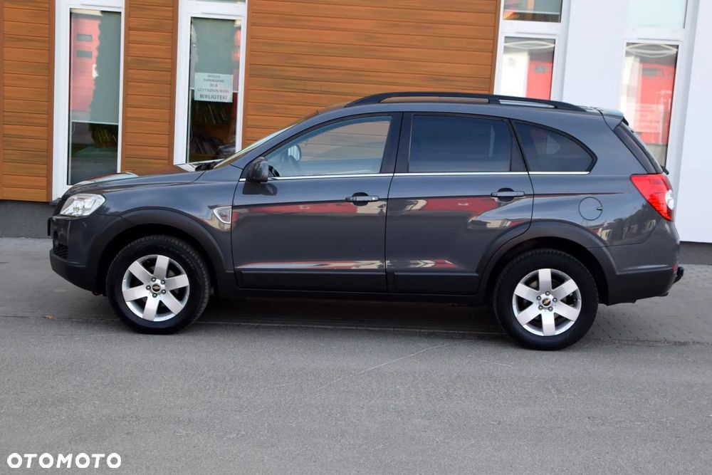 Chevrolet Captiva 2.0 2WD 7 Sitzer LS - 7