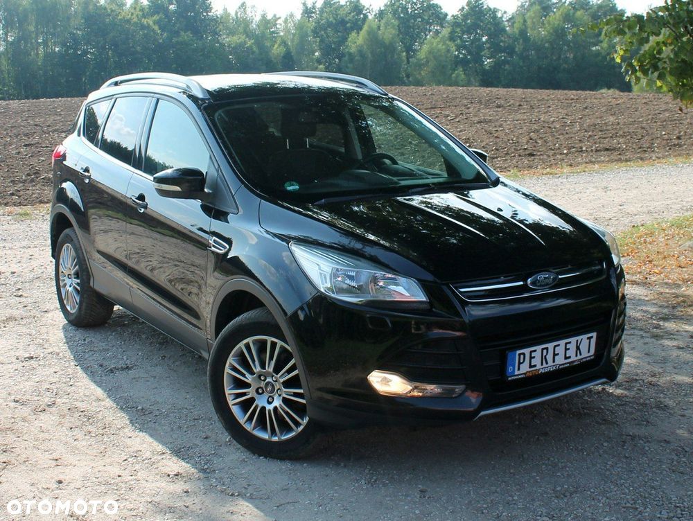 Ford Kuga - 1