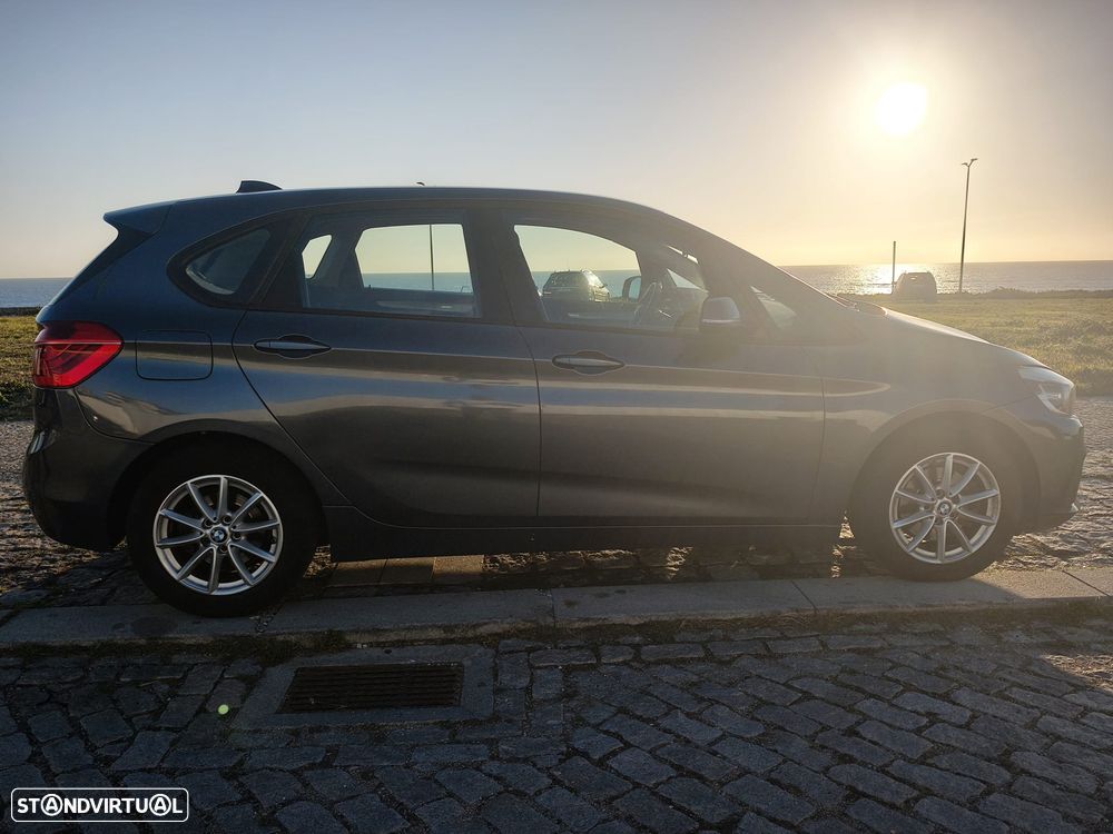 BMW 216 Active Tourer d Luxury Line - 6